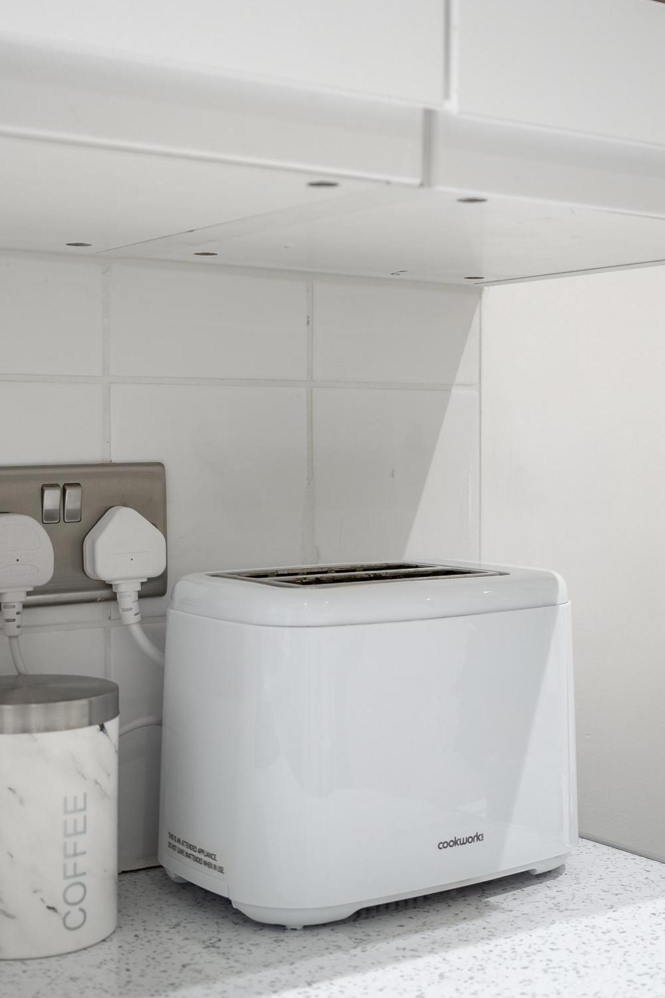 Beautiful Flat Near Central London - Entire Flat - Equipped Kitchen - Private Bathroom Exterior foto